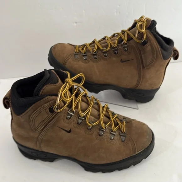 Nike ACG | Shoes | Nike Acg Boots | Poshmark display picture 1